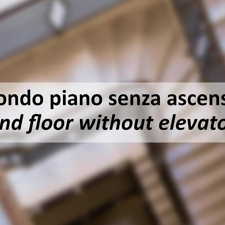 Woodie Apartment By Mamo Florence Ngoại thất bức ảnh